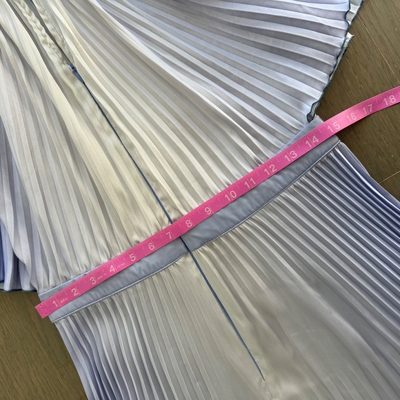 L'IDEE Orchestra Pleated Gown Purple Ombre Short Sleeve Dress - Size US 10 - Picture 9 of 12